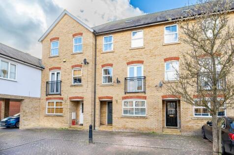 Durand Lane, Flitch Green, Dunmow, Essex 4 bed townhouse for sale