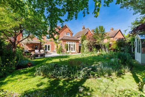 Station Road, Dunmow 4 bed detached house for sale