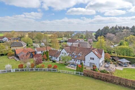 5 bedroom cottage for sale