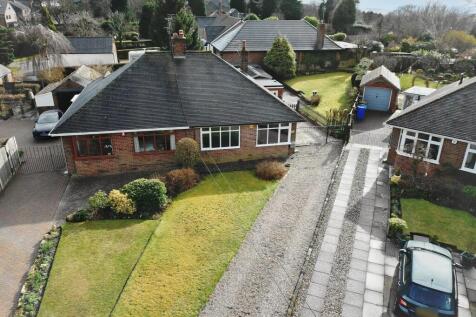 2 bedroom semi-detached bungalow for sale