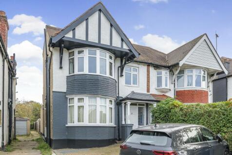 Watford Way, Hendon, NW4 2 bed flat for sale