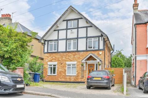 Victoria Road, Barnet, EN4 5 bed detached house for sale