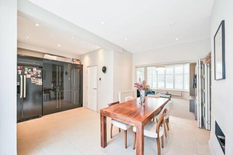 Hammers Lane, Mill Hill, London, NW7 4 bed semi