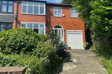 4 bedroom semi-detached house for sale