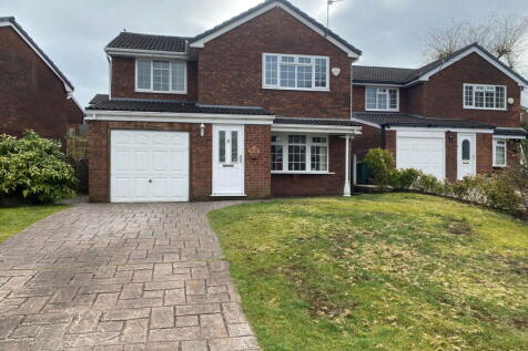 2 Riverside, Chadderton, Oldham, OL1 2TX 4 bed detached house for sale