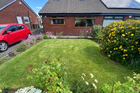 8 Tilton Street, Watersheddings... 2 bed semi