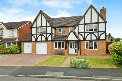 5 bedroom detached house for sale