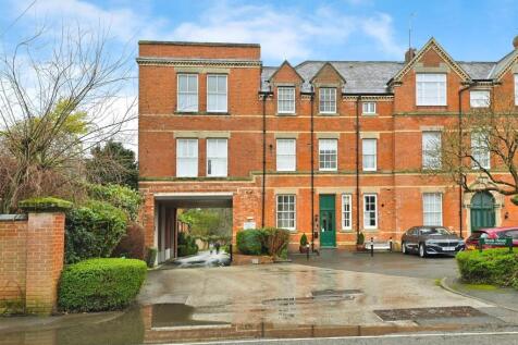 High Street, Repton 2 bed apartment for sale