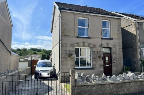 Glyn Road, Lower Brynamman... 3 bed detached house for sale