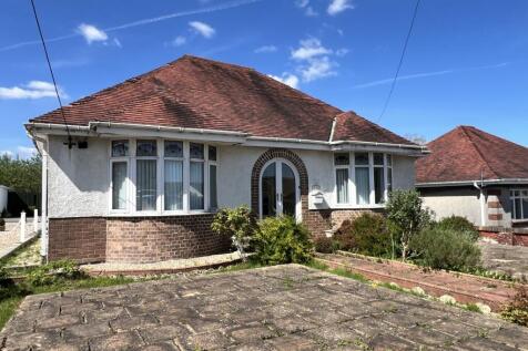 2 bedroom detached bungalow for sale