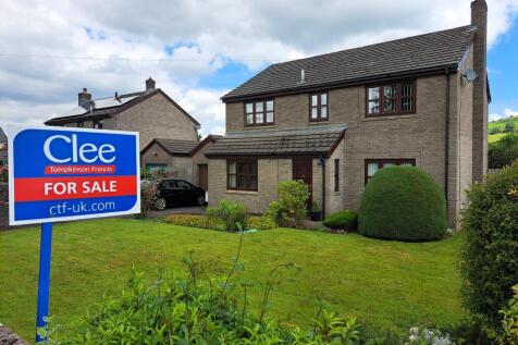 Bwlch, Brecon, Powys. 4 bed detached house for sale