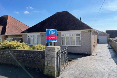 Cwmclais Road, Cwmavon, Port Talbot... 2 bed detached bungalow for sale