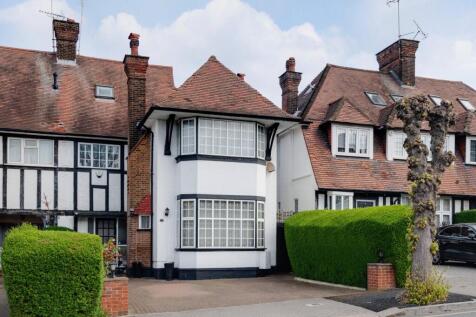 5 bedroom semi-detached house for sale