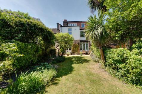Etchingham Park Road, London 5 bed property for sale