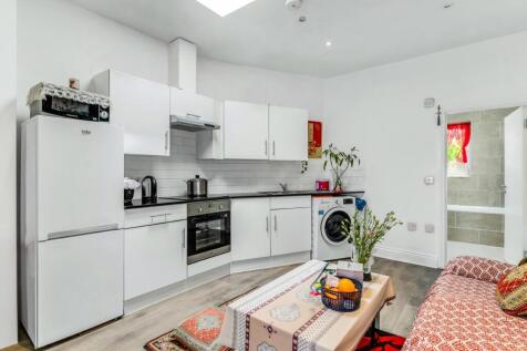 Cambridge Avenue, Kilburn 2 bed apartment for sale
