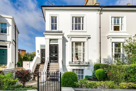 Priory Road, South Hampstead 2 bed maisonette for sale