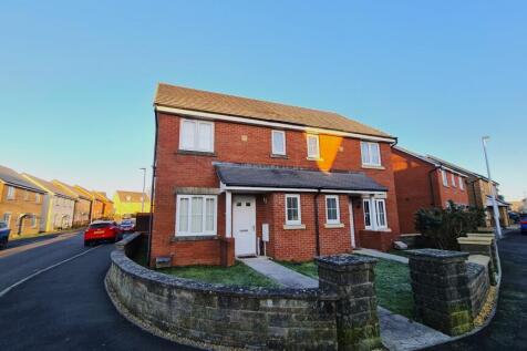 Beauchamp Walk, Gorseinon, Swansea... 3 bed semi