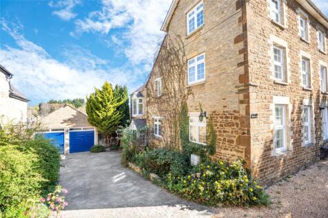 New Manor House, Steeple Aston OX25 3 bed end of terrace house for sale