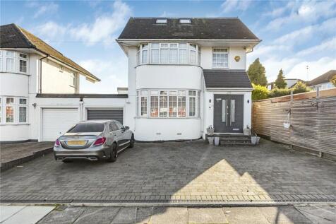 5 bedroom link detached house for sale
