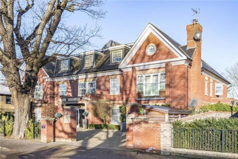 Camlet Way, Hadley Wood, EN4 2 bed apartment for sale
