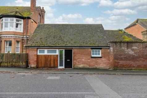 Upper Harbledown, Canterbury, CT2 2 bed detached house for sale