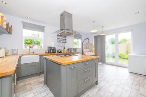 The Street, Womenswold, Canterbury... 3 bed semi