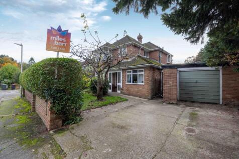 Cherry Drive, Canterbury, Kent, CT2 4 bed detached house for sale