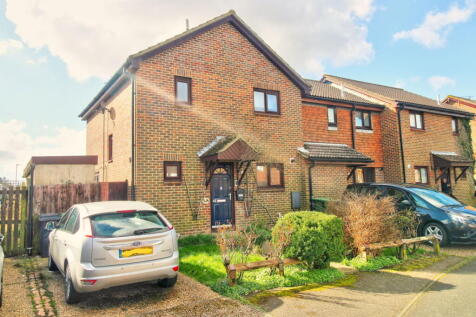 Carisbrooke Close, Eastbourne BN23 3 bed end of terrace house for sale