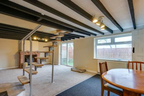 Arthur Street, Withernsea 2 bed cottage for sale