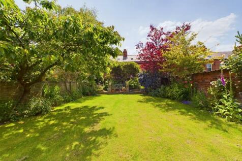 St. Johns Avenue, Bridlington 5 bed terraced house for sale