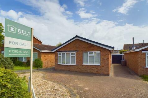 2 bedroom detached bungalow for sale