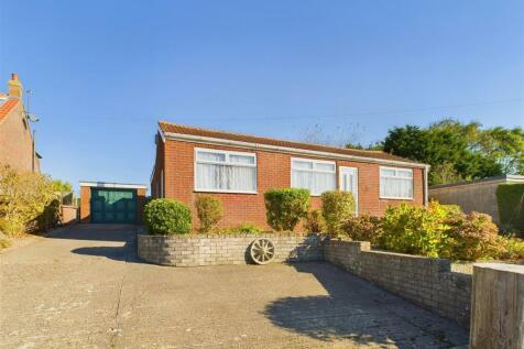 Main Street, Buckton 3 bed detached bungalow for sale