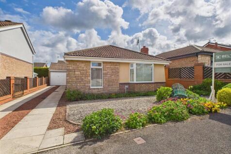 The Lawns, Bridlington 3 bed detached bungalow for sale