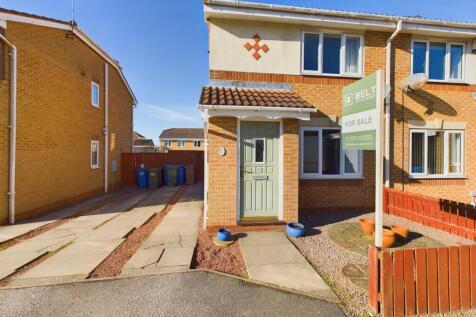 2 bedroom semi-detached house for sale