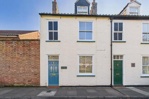 3 bedroom cottage for sale