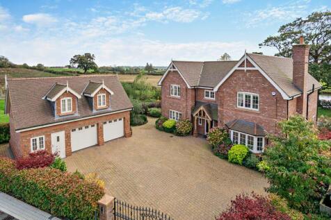 5 bedroom detached house for sale