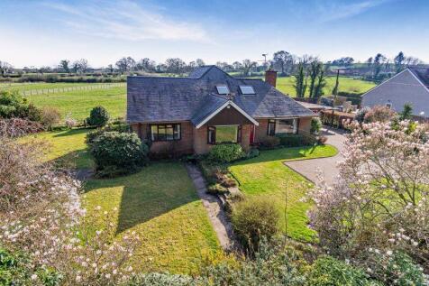 Bulkeley, Nr Malpas 4 bed detached bungalow for sale