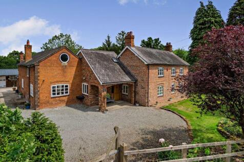 Lowcross, Malpas 5 bed character property for sale