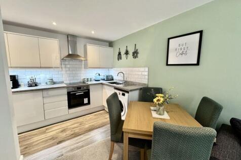 1 bedroom flat for sale