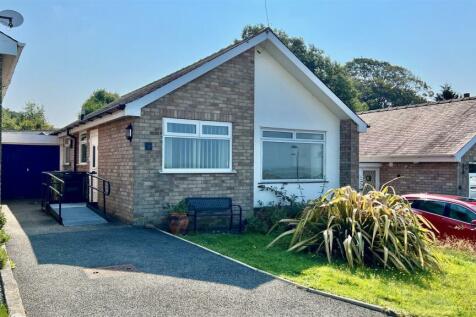 3 bedroom bungalow for sale