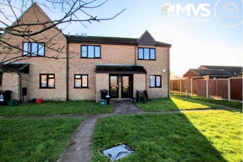 Parklands Court, Saxmundham Way... 1 bed apartment for sale