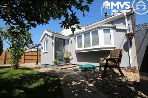 Seaview Parade, St Osyth Beach 3 bed bungalow for sale