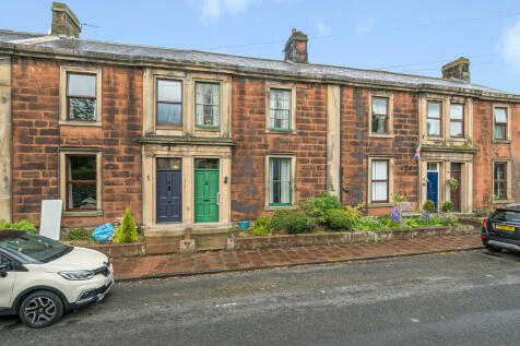 4 bedroom terraced house for sale