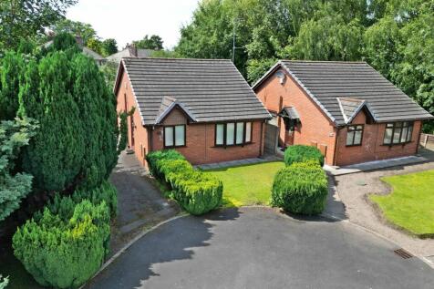 Millers Fold, Eccleston, WA10 2 bed detached bungalow for sale