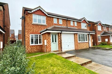 3 bedroom semi-detached house for sale
