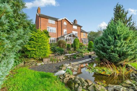 6 bedroom detached house for sale