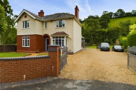 Gernant, Watergate Street 3 bed detached house for sale
