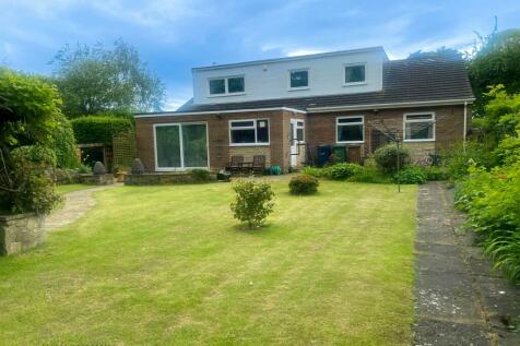 5 bedroom detached bungalow for sale