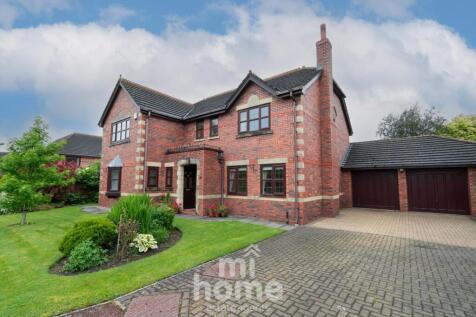 5 bedroom detached house for sale