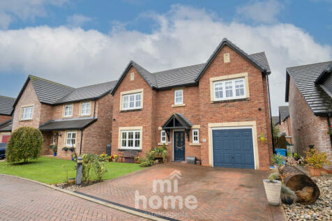 4 bedroom detached house for sale